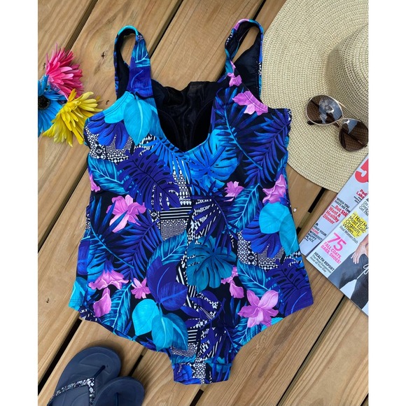 Swimsuits for All Swimsuit 16 Sarong Front One Piece NEW - Picture 2 of 9